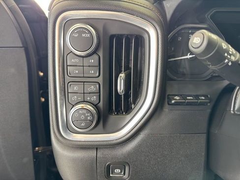 Used 2022 GMC Sierra 1500 AT4 w/ AT4 Premium Package image 19