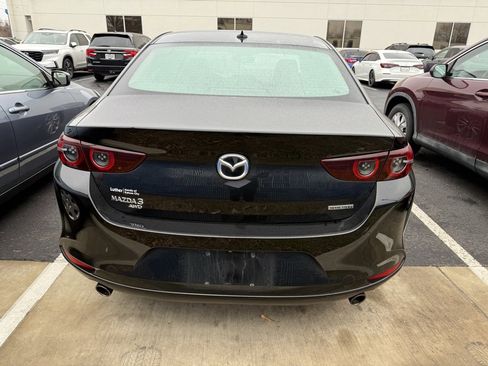 Used 2020 MAZDA MAZDA3 Premium image 5