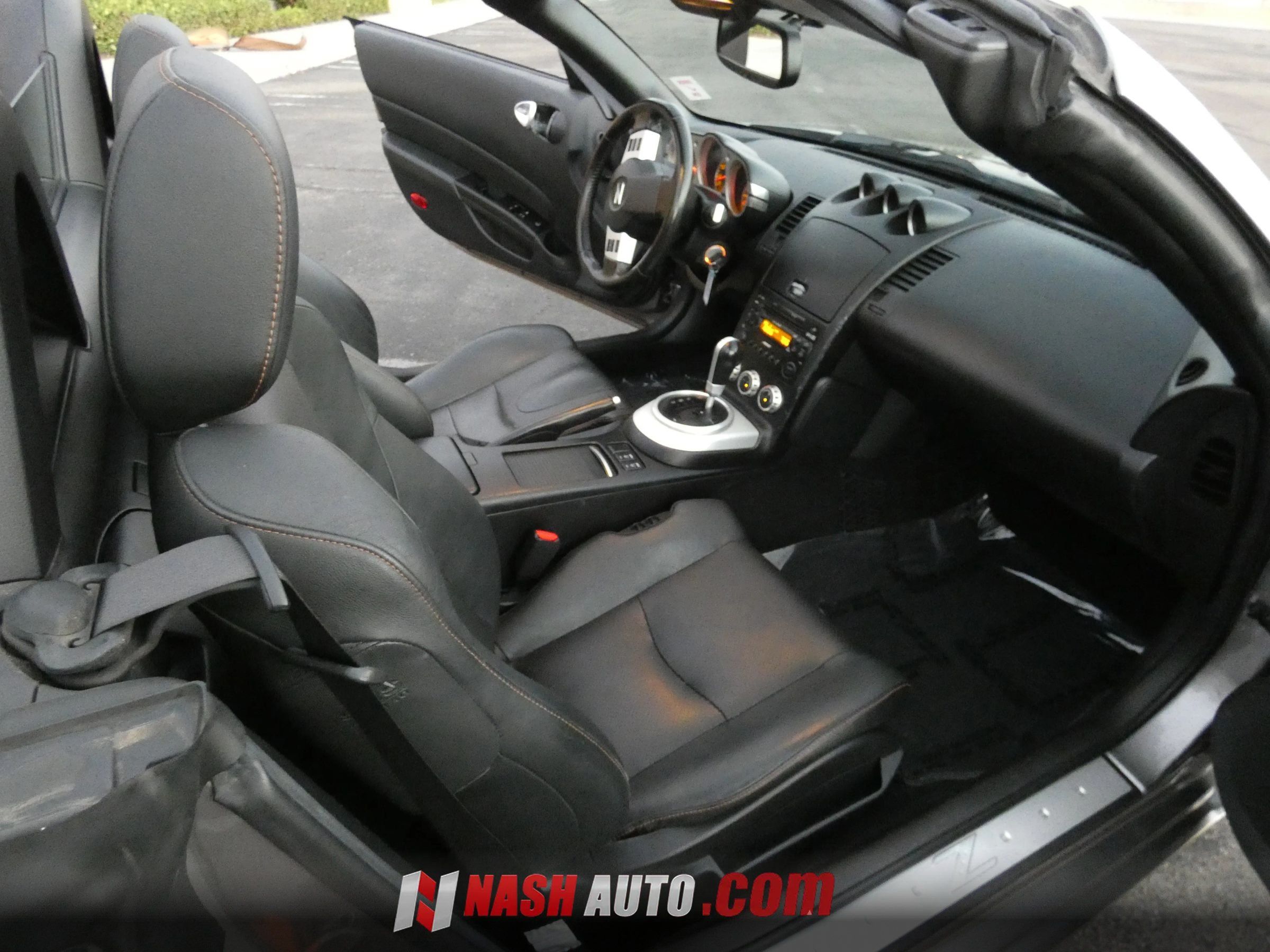 Used 2008 Nissan 350Z Touring RWD image 27