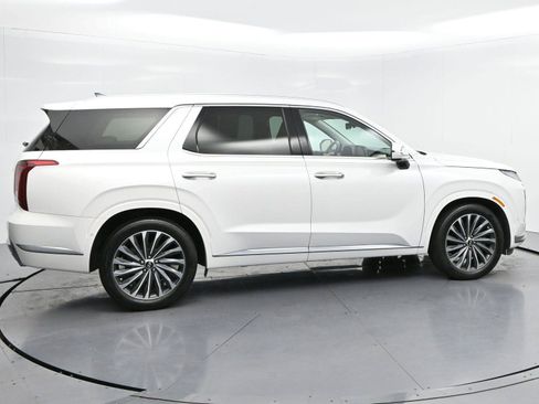 Used 2024 Hyundai Palisade Calligraphy FWD image 8
