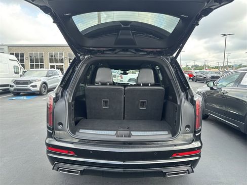 Used 2024 Cadillac XT6 Sport w/ Technology Package image 31