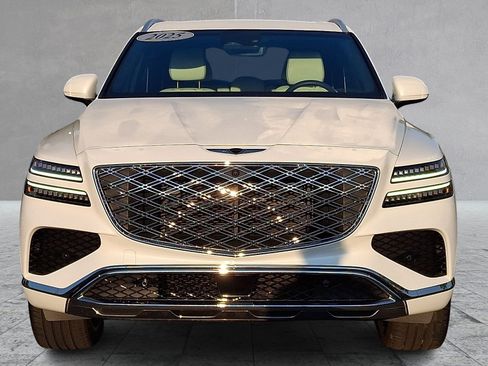 Certified 2025 Genesis GV80 3.5T Prestige AWD/4WD image 2