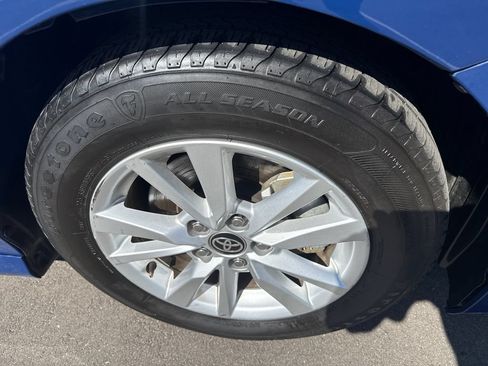 Used 2025 Toyota Camry LE FWD image 27