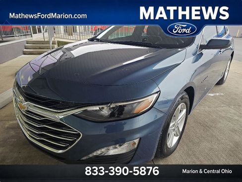 Used 2024 Chevrolet Malibu LT FWD image 1