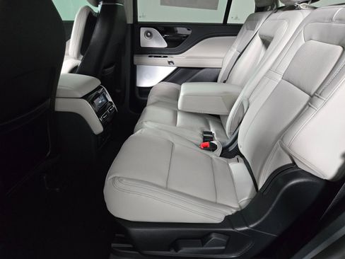 New 2026 Lincoln Aviator Reserve AWD/4WD image 14