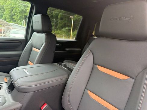 New 2026 GMC Sierra 2500 AT4 w/ AT4 Premium Plus Package AWD/4WD image 10