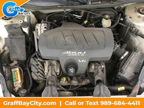 Used 2004 Pontiac Grand Prix GT w/ Drivers Package image 19