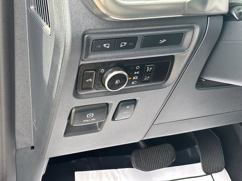 Used 2023 Ford F150 Lariat w/ Equipment Group 502A High AWD/4WD image 32