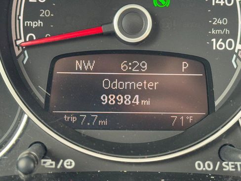 Used 2017 Volkswagen Beetle 1.8T image 18