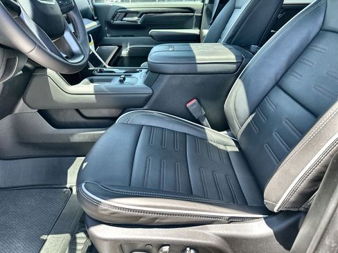 New 2026 GMC Sierra 2500 AT4X w/ LPO, Black Badging Package AWD/4WD image 24