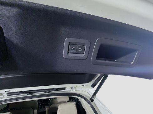 Used 2024 MAZDA CX-90 Plug-In Hybrid w/ Premium Pkg AWD/4WD image 31