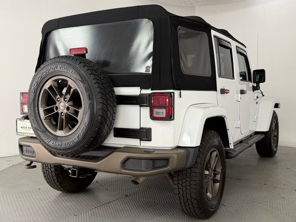 Used 2017 Jeep Wrangler Unlimited Sahara AWD/4WD image 9