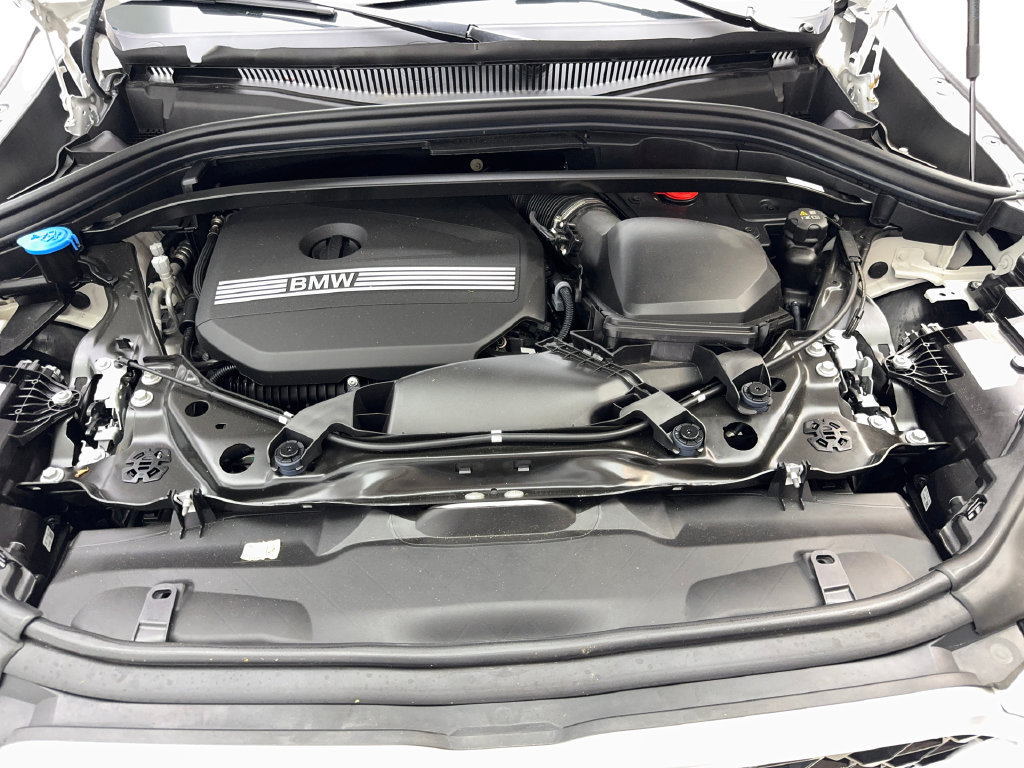 Used 2025 BMW X2 xDrive28i AWD/4WD image 75