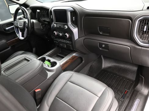 Used 2021 GMC Sierra 1500 SLT image 39