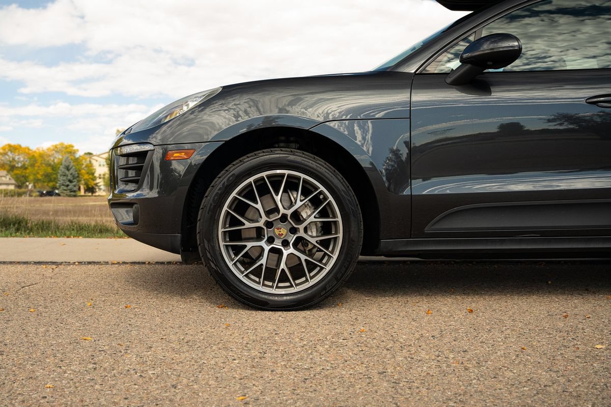 Used 2017 Porsche Macan S AWD/4WD image 12