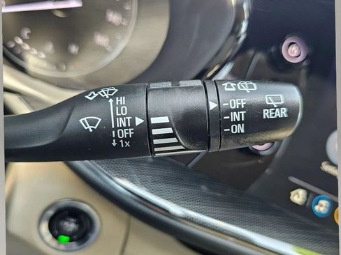 Used 2021 Buick Envision Essence AWD/4WD image 18
