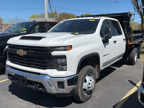New 2026 Chevrolet Silverado 3500 W/T w/ WT Convenience Package AWD/4WD image 1