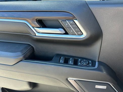 Used 2023 GMC Sierra 1500 SLT w/ SLT Premium Package image 25