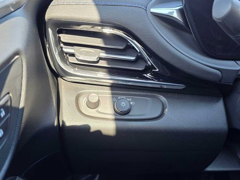New 2026 Buick Envista Sport Touring w/ Convenience I Package FWD image 30