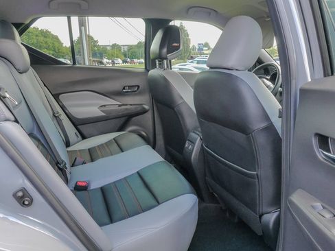 Used 2022 Nissan Kicks SR w/ Premium Package FWD image 13