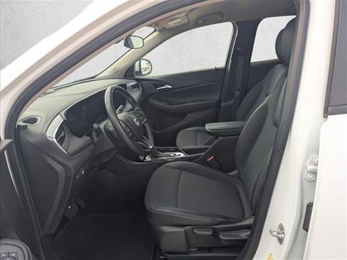 Used 2025 Buick Encore GX Preferred AWD/4WD image 14