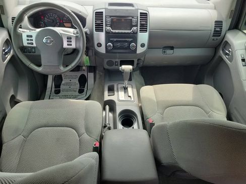 Used 2016 Nissan Frontier SV RWD image 13