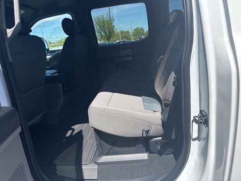 Used 2022 Ford F250 XLT w/ XLT Premium Package AWD/4WD image 4
