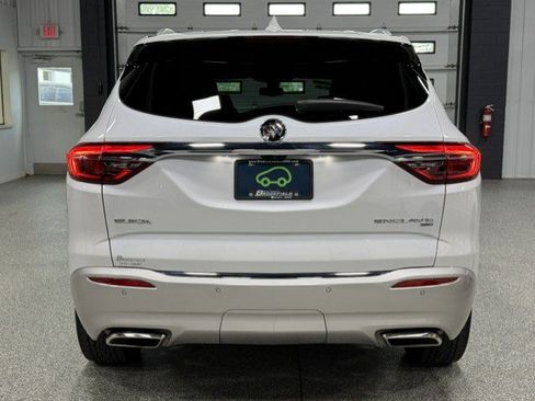 Certified 2018 Buick Enclave Avenir w/ Avenir Technology Package AWD/4WD image 4