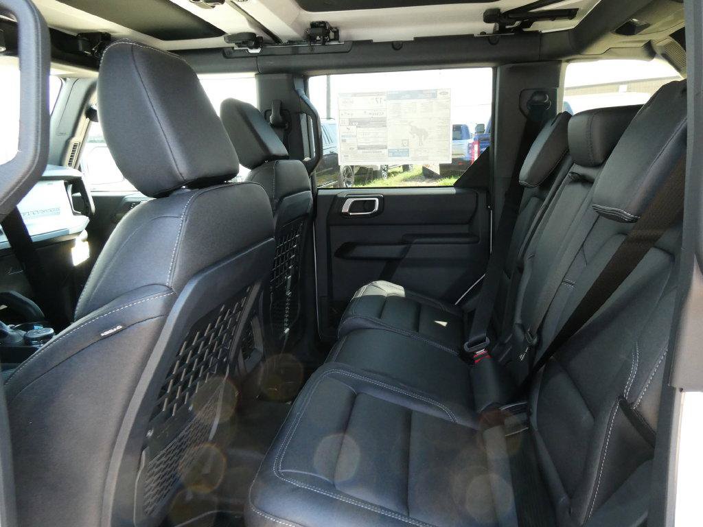 New 2026 Ford Bronco Badlands w/ Sasquatch Package AWD/4WD image 15