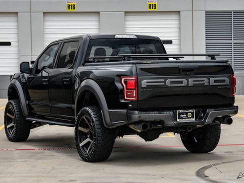 Used 2019 Ford F150 Raptor w/ Equipment Group 802A Luxury AWD/4WD image 11