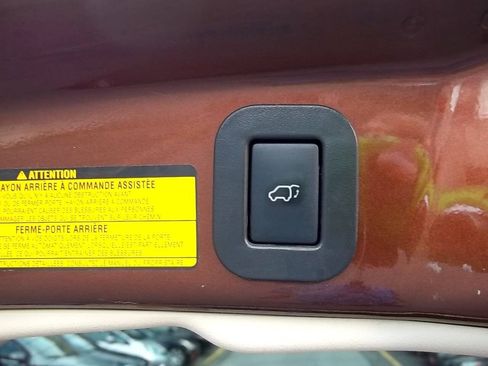 Used 2014 Toyota Venza LE w/ LE Convenience Package AWD/4WD image 30