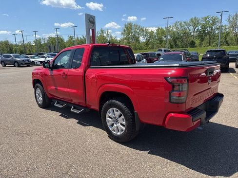 Used 2024 Nissan Frontier SV w/ SV Convenience Package AWD/4WD image 5