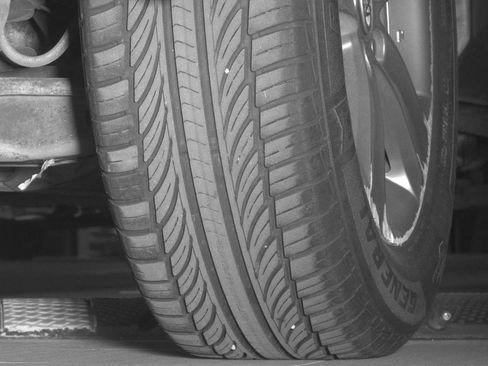 Used 2015 Toyota RAV4 XLE image 16