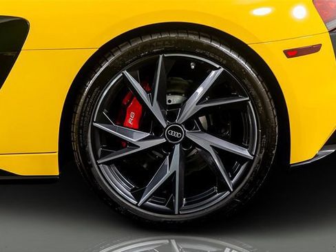 Used 2023 Audi R8 V10 performance image 15