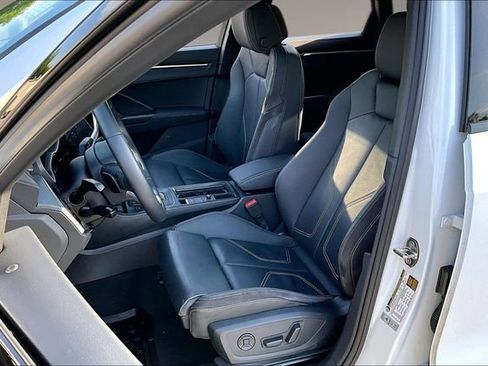 Used 2023 Audi Q3 2.0T Premium Plus w/ Premium Plus Package image 20