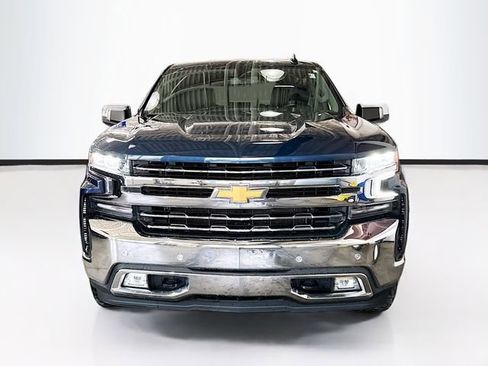 Used 2019 Chevrolet Silverado 1500 LTZ w/ LTZ Plus Package AWD/4WD image 4