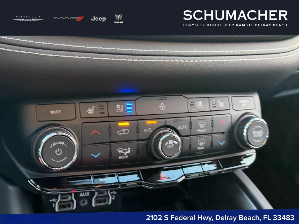 New 2026 Dodge Durango SRT Hellcat w/ 3rd Row Seating Group AWD/4WD image 19