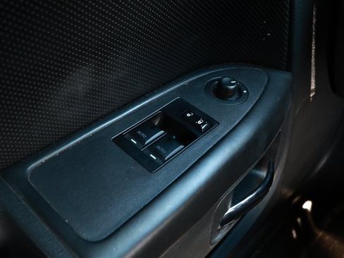 Used 2014 Dodge Challenger SXT RWD image 19