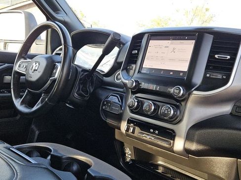 Used 2024 RAM 2500 Big Horn image 34
