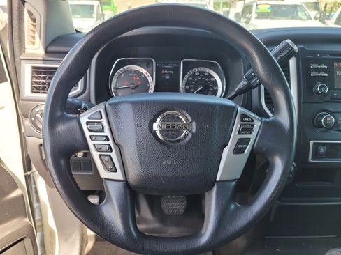 Used 2018 Nissan Titan S w/ S Utility Package image 26