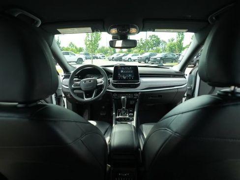 Used 2025 Jeep Compass Latitude AWD/4WD image 24