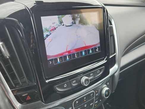 Used 2020 Chevrolet Traverse Premier w/ LPO, Black Accent Package image 12