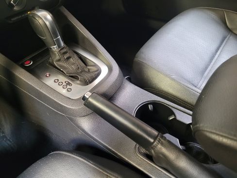 Used 2014 Volkswagen Jetta SE FWD image 26