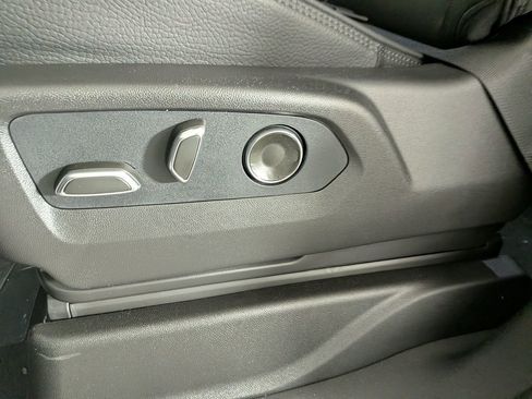 New 2026 GMC Yukon XL Denali w/ LPO, Floor Liner Package image 17