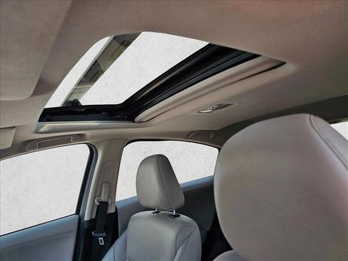 Used 2016 Honda HR-V EX-L image 24