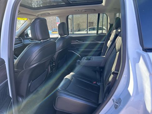 Used 2022 Jeep Grand Cherokee Limited 4xe image 49