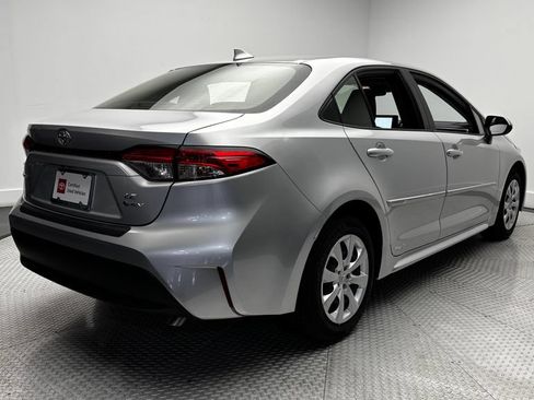 Used 2026 Toyota Corolla LE AWD/4WD image 37