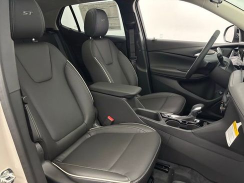 New 2026 Buick Encore GX Sport Touring w/ Studio Series image 33