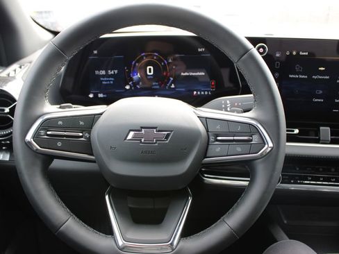 New 2026 Chevrolet Equinox LT image 33