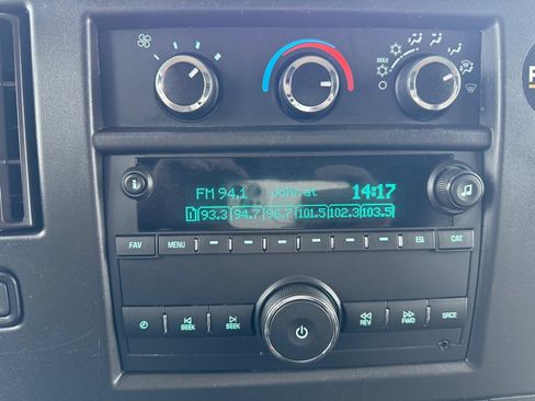 Used 2021 Chevrolet Express 2500 w/ Driver Convenience Package image 25